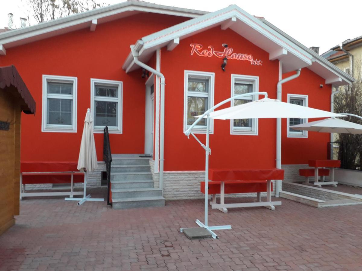 Red House Hotell Kjustendil Exteriör bild